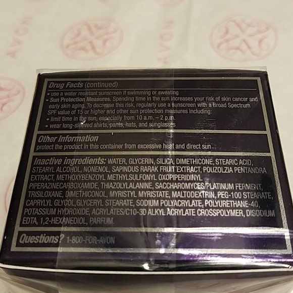 Anew Platinum Day Cream Broad Spectrum SPF 25 - Picture 5 of 5